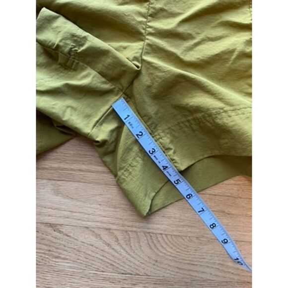 Old Navy Active Quick Dry Cargo Shorts Green Chartreuse Medium - Picture 7 of 8
